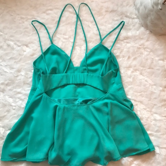 🎉SALE🎉EXPRESS Beautiful blouse💕❄️ - Picture 5 of 8